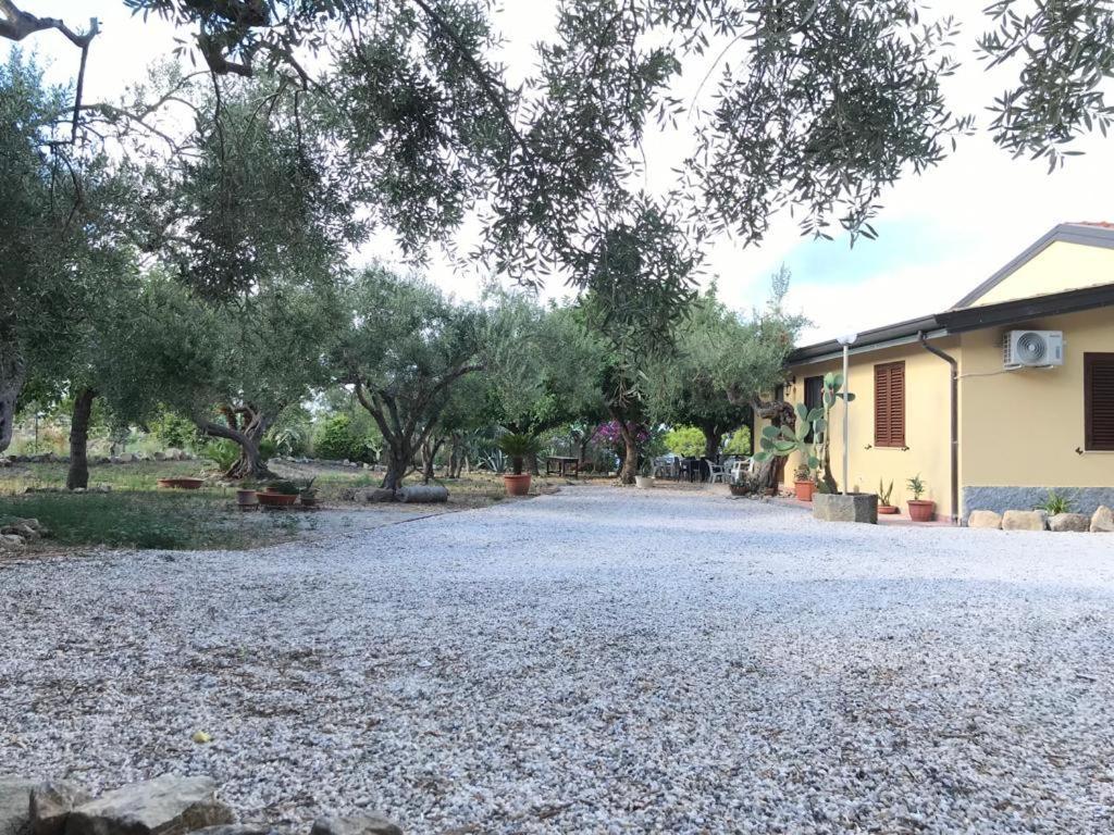 L'Ulivo In Villa Greco Tindari Dış mekan fotoğraf