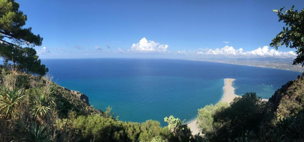 L'Ulivo In Villa Greco Tindari Dış mekan fotoğraf