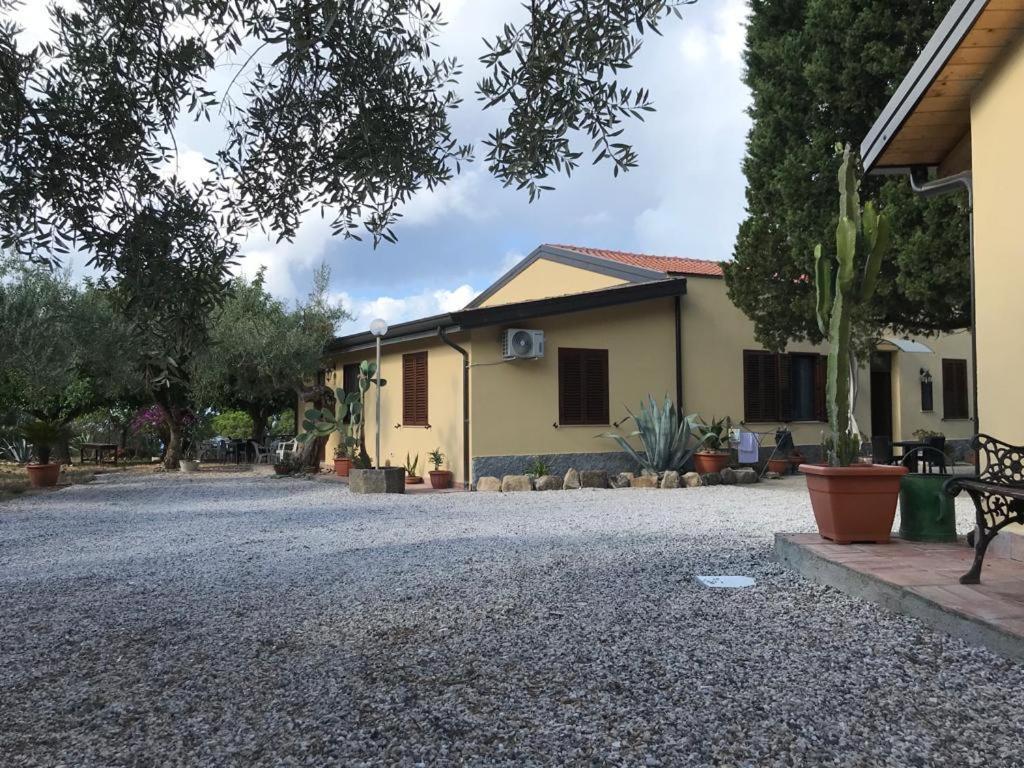 L'Ulivo In Villa Greco Tindari Dış mekan fotoğraf