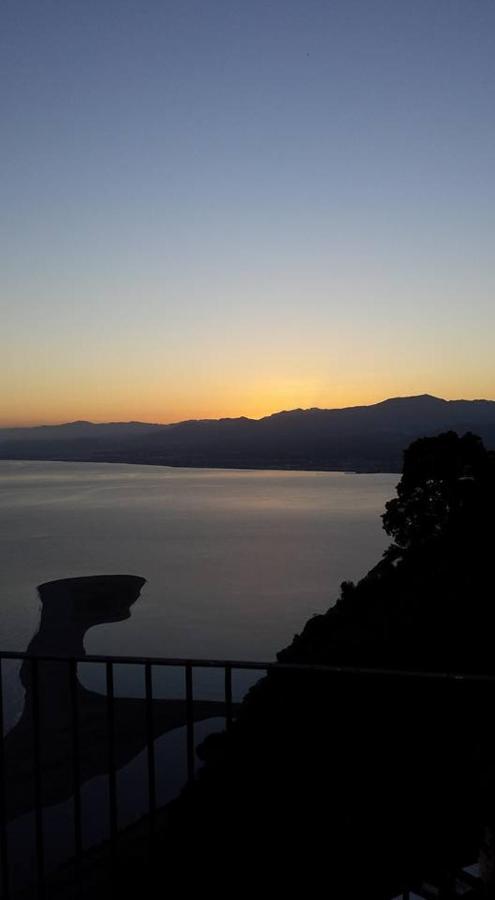 L'Ulivo In Villa Greco Tindari Dış mekan fotoğraf