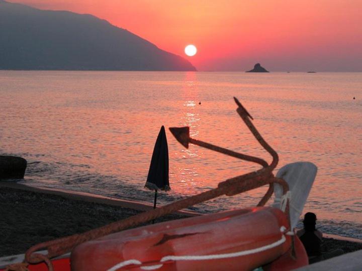 L'Ulivo In Villa Greco Tindari Dış mekan fotoğraf